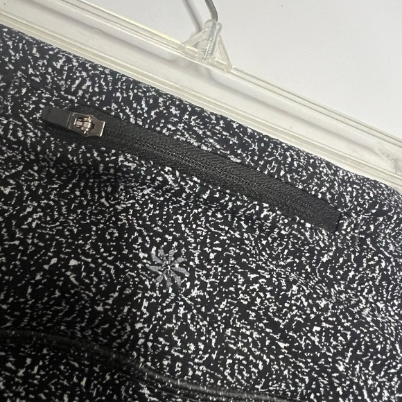 Athleta Lightning Static 7/8 Tight in Black High Waisted Small - Picture 6 of 9